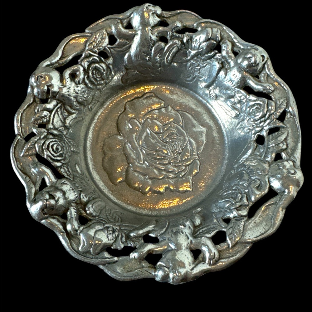 Arthur Court Bunny Rabbit & Roses around Cast Aluminum Alloy Bowl (2-P)